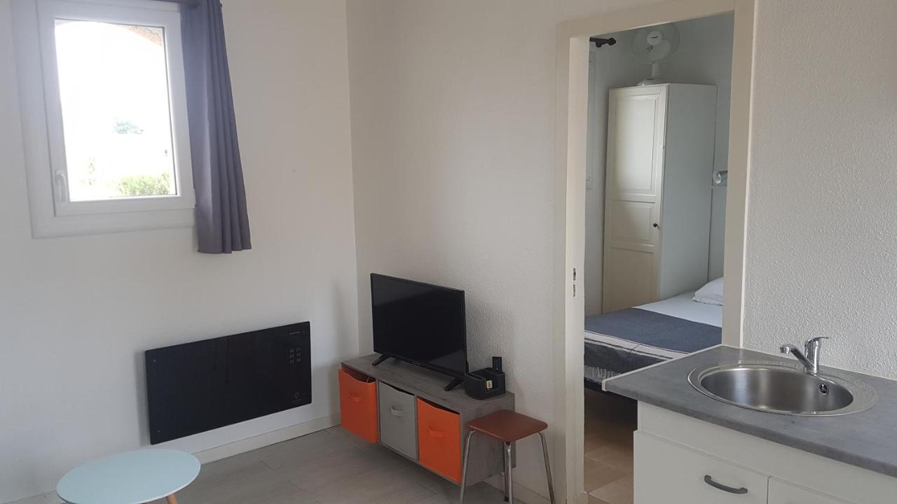 Appartement T2 Avec Cabine A St Pierre La Mer Fleury  Exterior foto